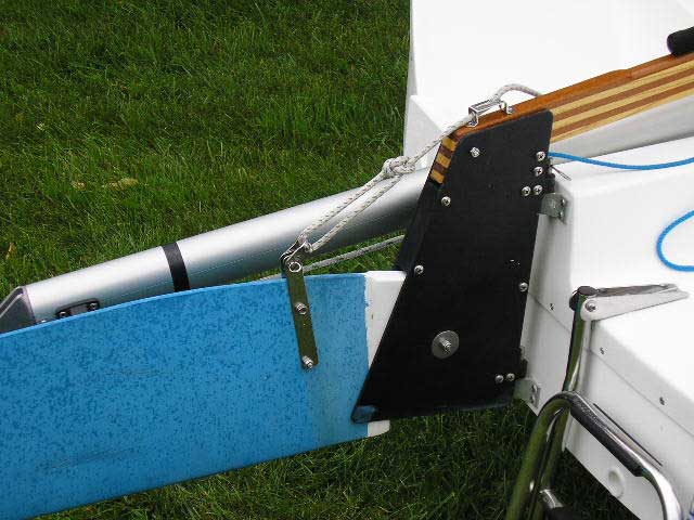 Rudder Lift - Precision 185